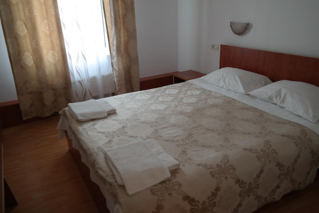Motel Valentina Ion Roată Dış mekan fotoğraf